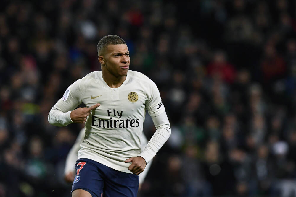 闻泰科技：无锡国联集成电路投资中心拟减持公司不超过3%股份